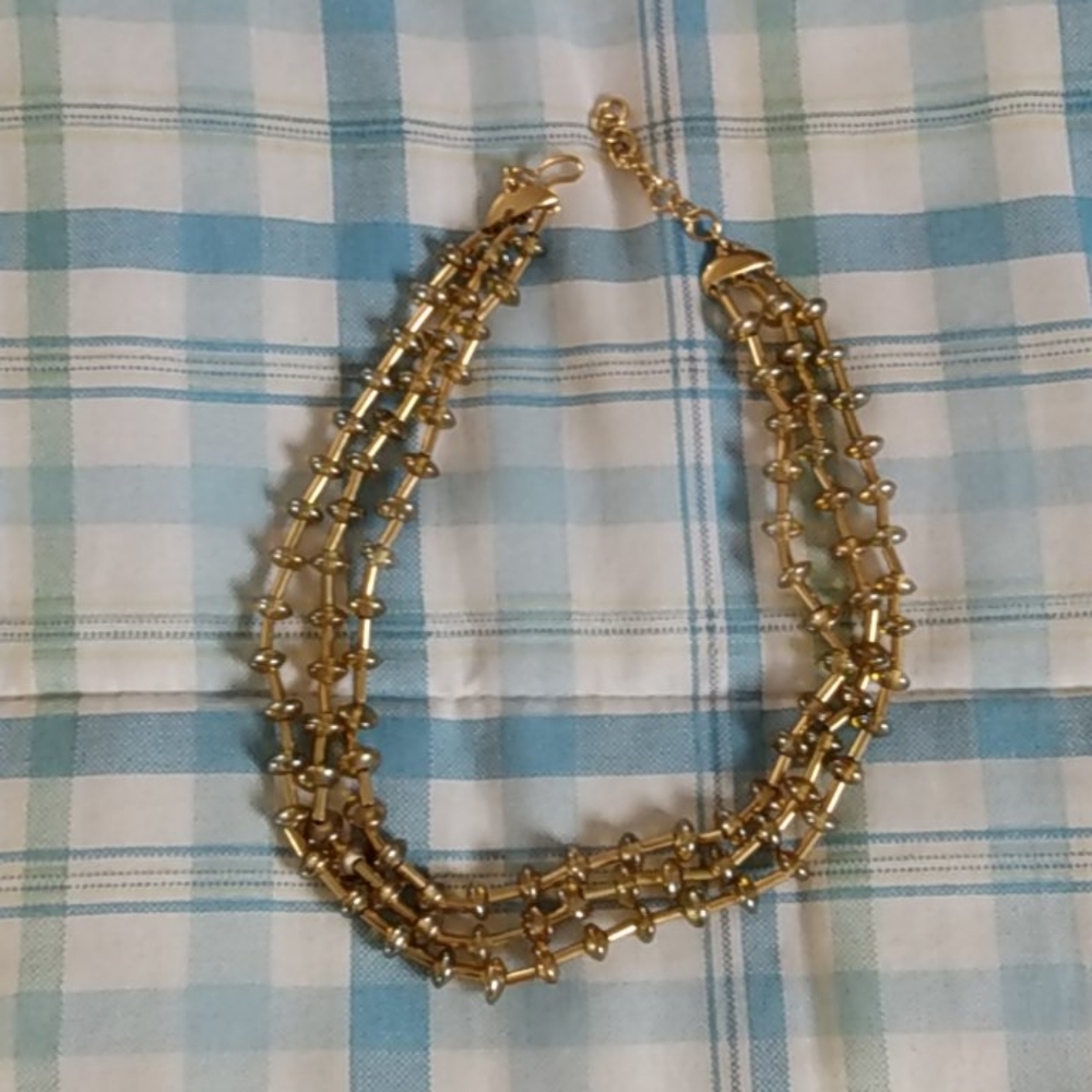 Triple strand beaded necklace - Picture 2 of 5